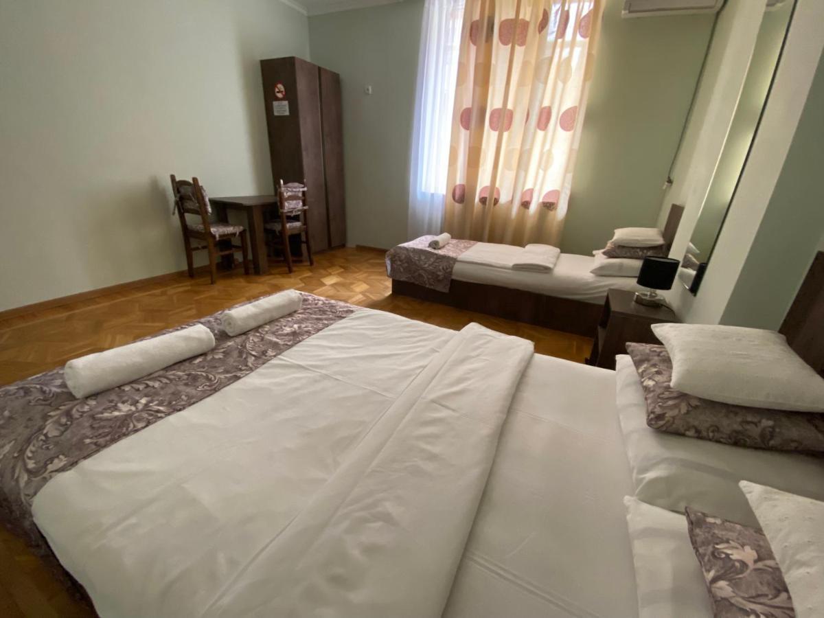 Aloft House Hotel Kutaisi Exterior photo