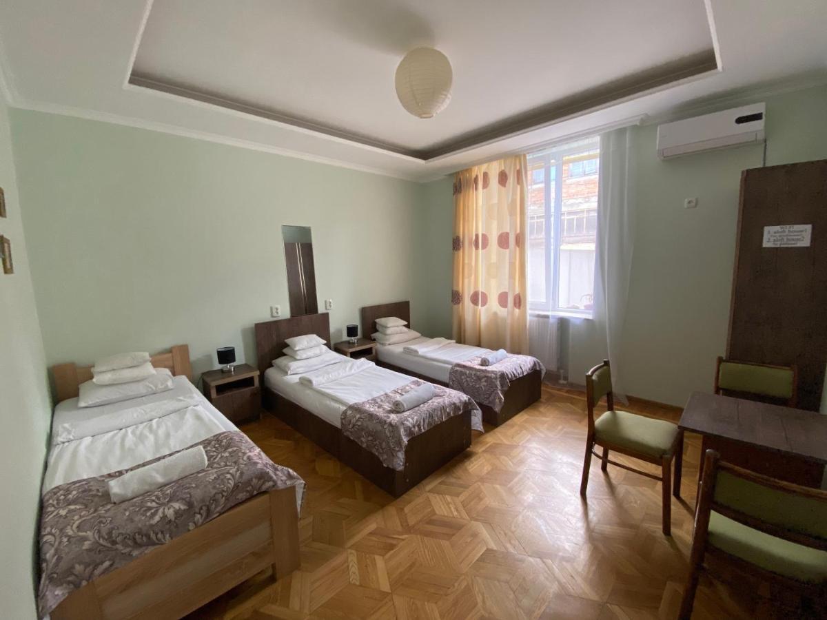 Aloft House Hotel Kutaisi Exterior photo